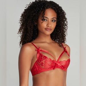 Agent Provocateur Black Lace Bra 
(size Large fits approx. 36C–38C)